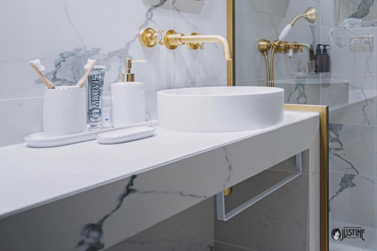 Kintsugi By Justine Turistico En Rio Madrid